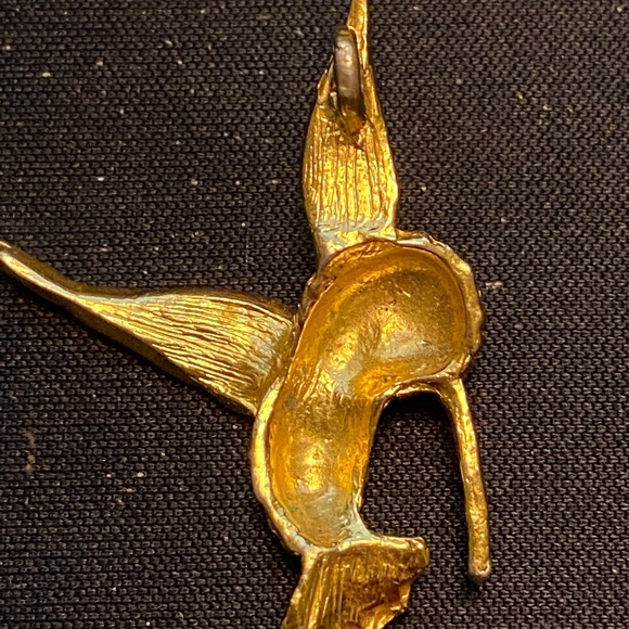 Rare! Vintage hammered metal and enamel hummingbird pendant - Picture 5 of 5